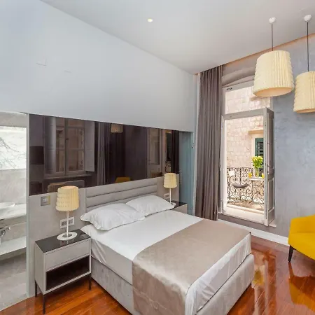 Apartment Palace Ww
